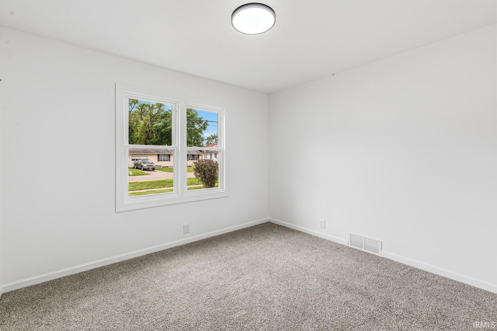 518 Modrell Boulevard Elkhart, IN 46514 - Photo 19 of 37