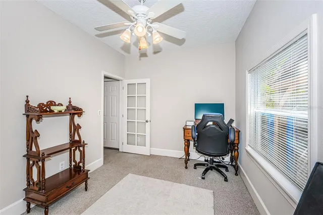 $2,999 | 833 1st Street Northeast, St. Petersburg, FL 33701