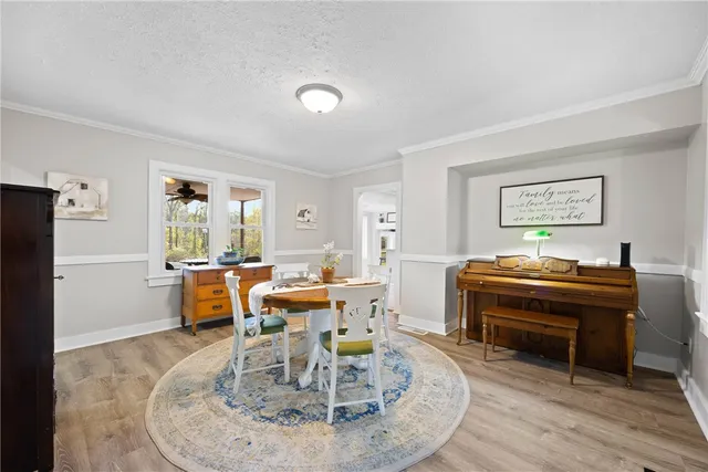 $350,000 | 812 Stony Brook Road, Honeoye Falls, NY 14472