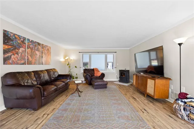 $350,000 | 812 Stony Brook Road, Honeoye Falls, NY 14472