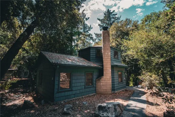 $230,000 | 24 Barrett Canyon, Upland, CA 91784