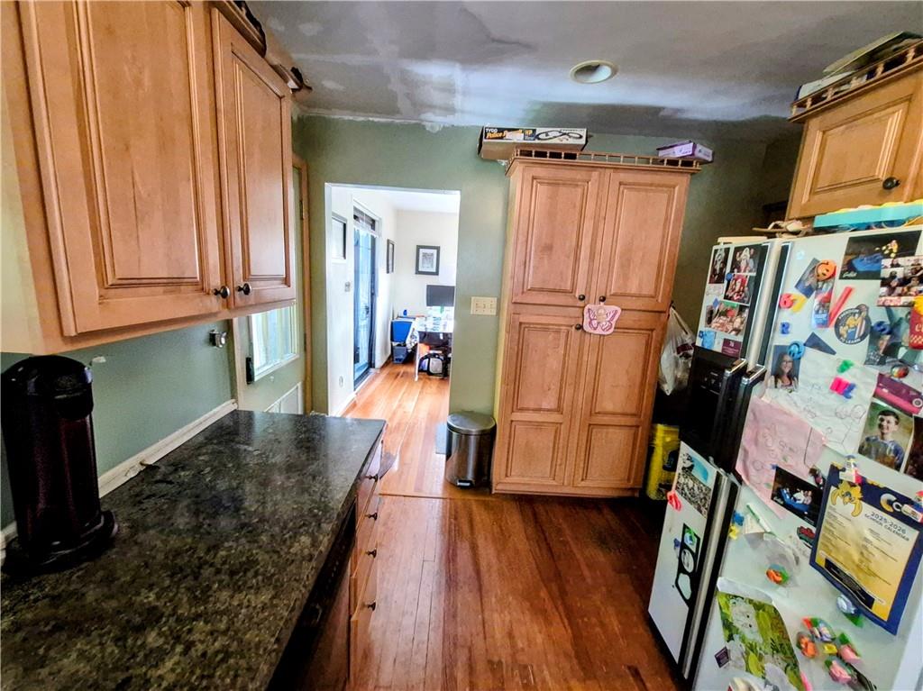 170 Spring Grove Road Pittsburgh, PA 15235 - Photo 12 of 28