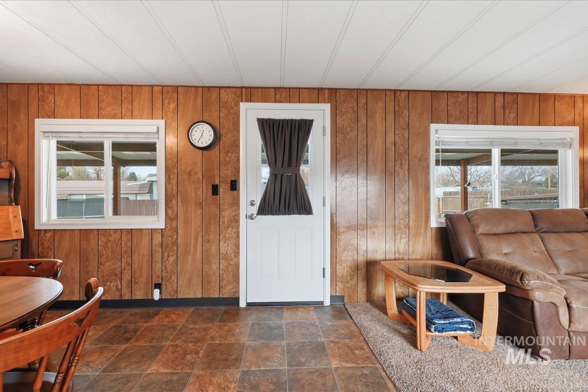 406 Duke Avenue Middleton, ID 83644 - Photo 5 of 17