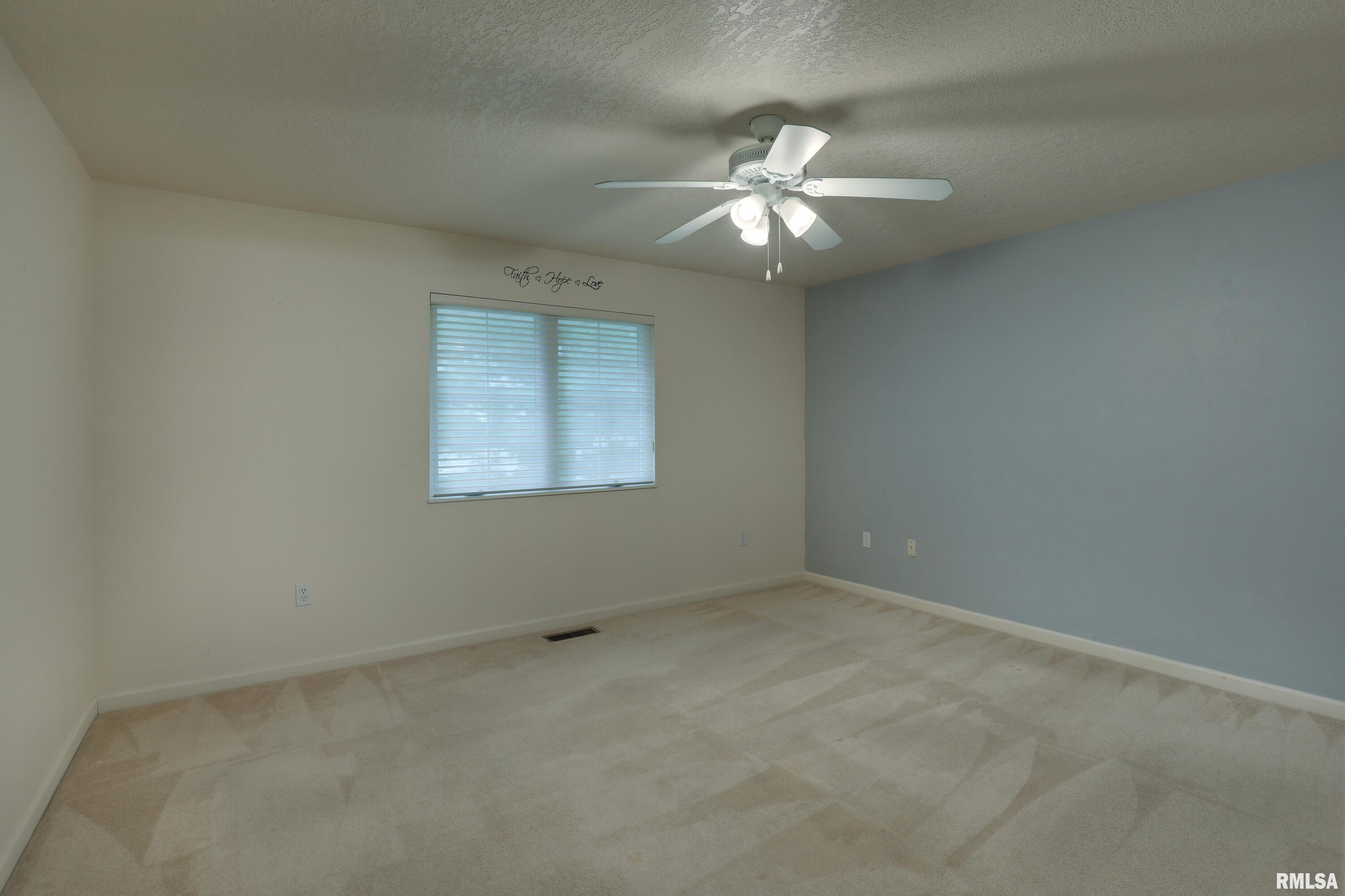 800 North 49th Street Quincy, IL 62305 - Photo 11 of 24