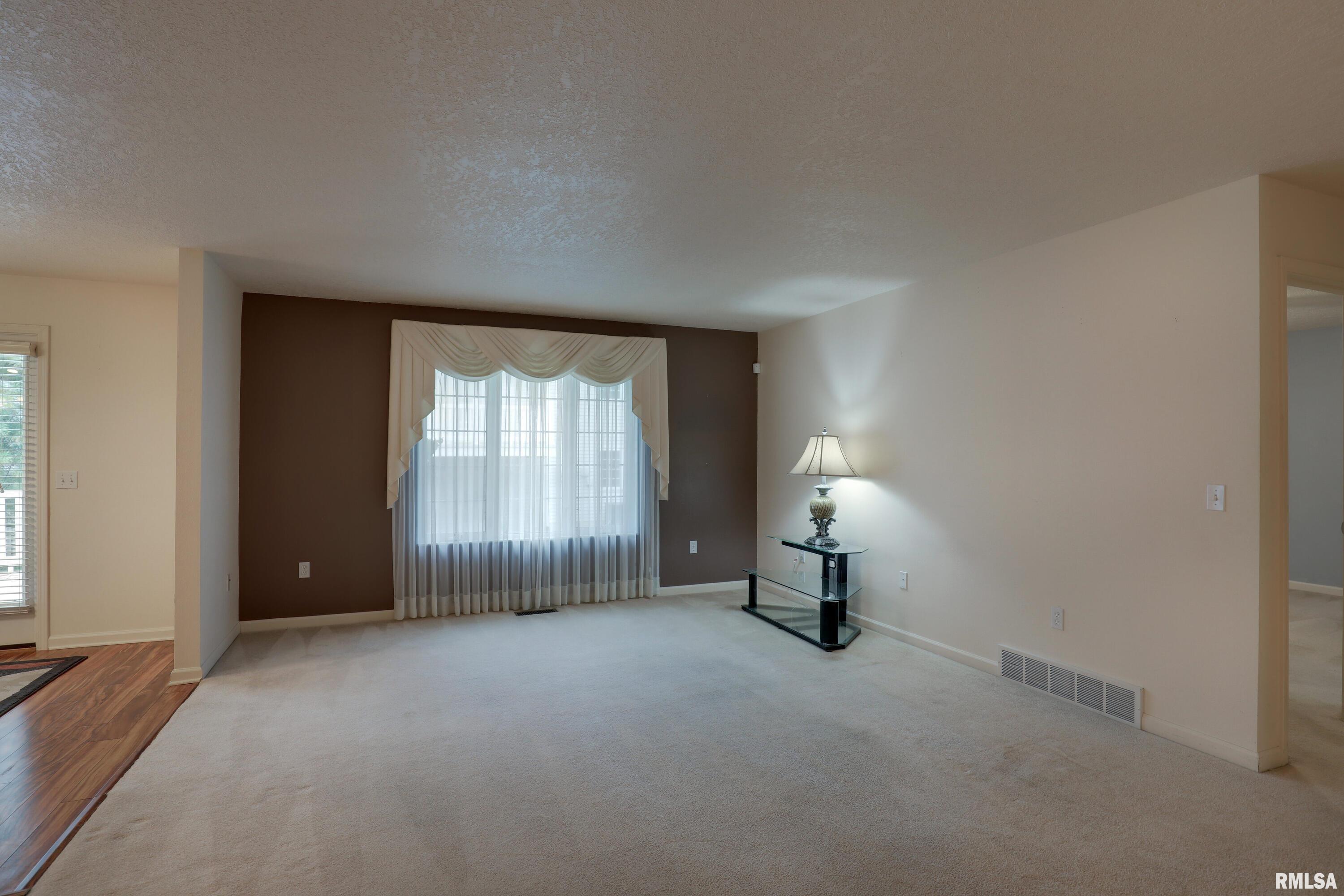 800 North 49th Street Quincy, IL 62305 - Photo 5 of 24