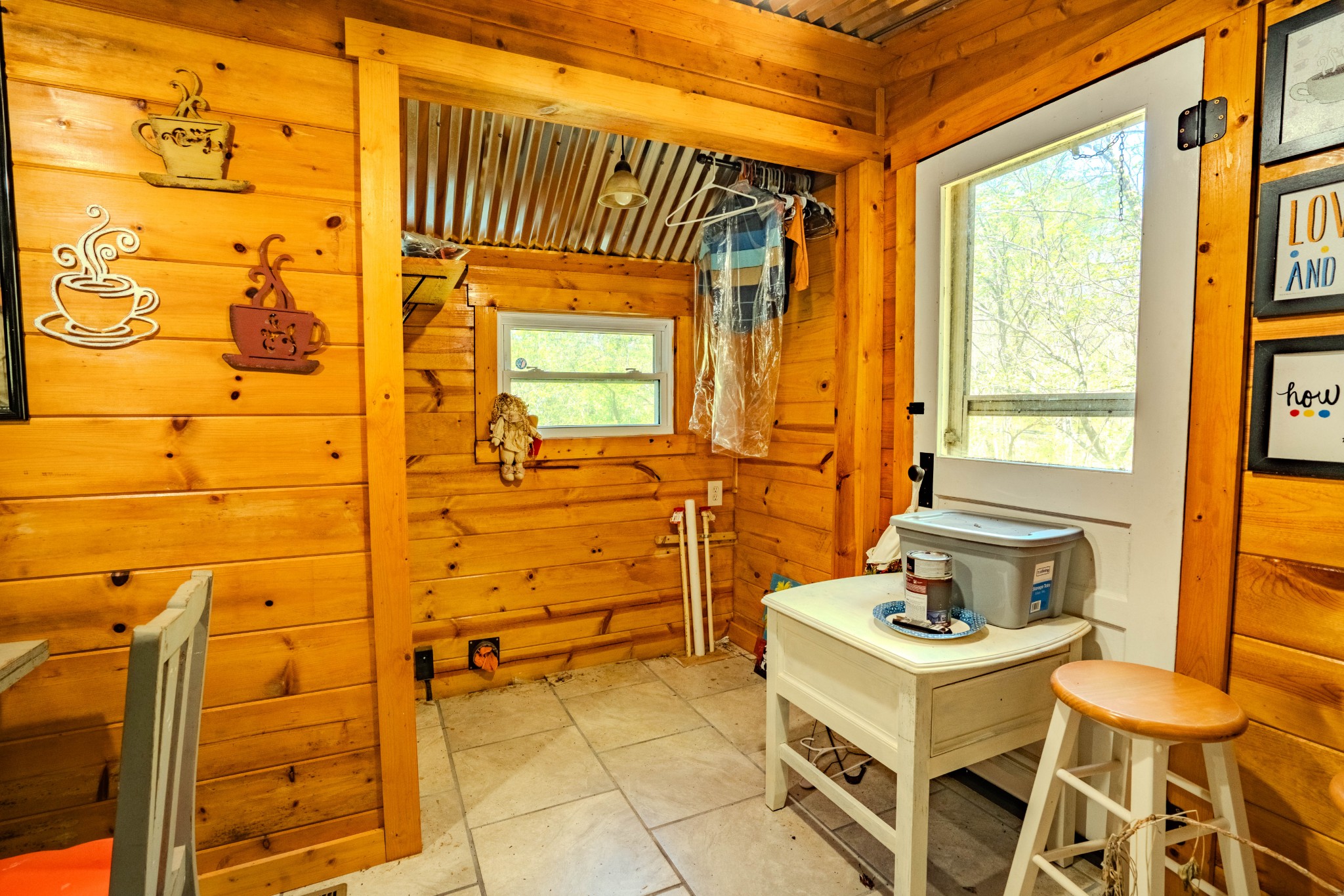 2167 Powdermill Hill Road Lawrenceburg, TN 38464 - Photo 11 of 33 a bathroom with a sink and a mirror