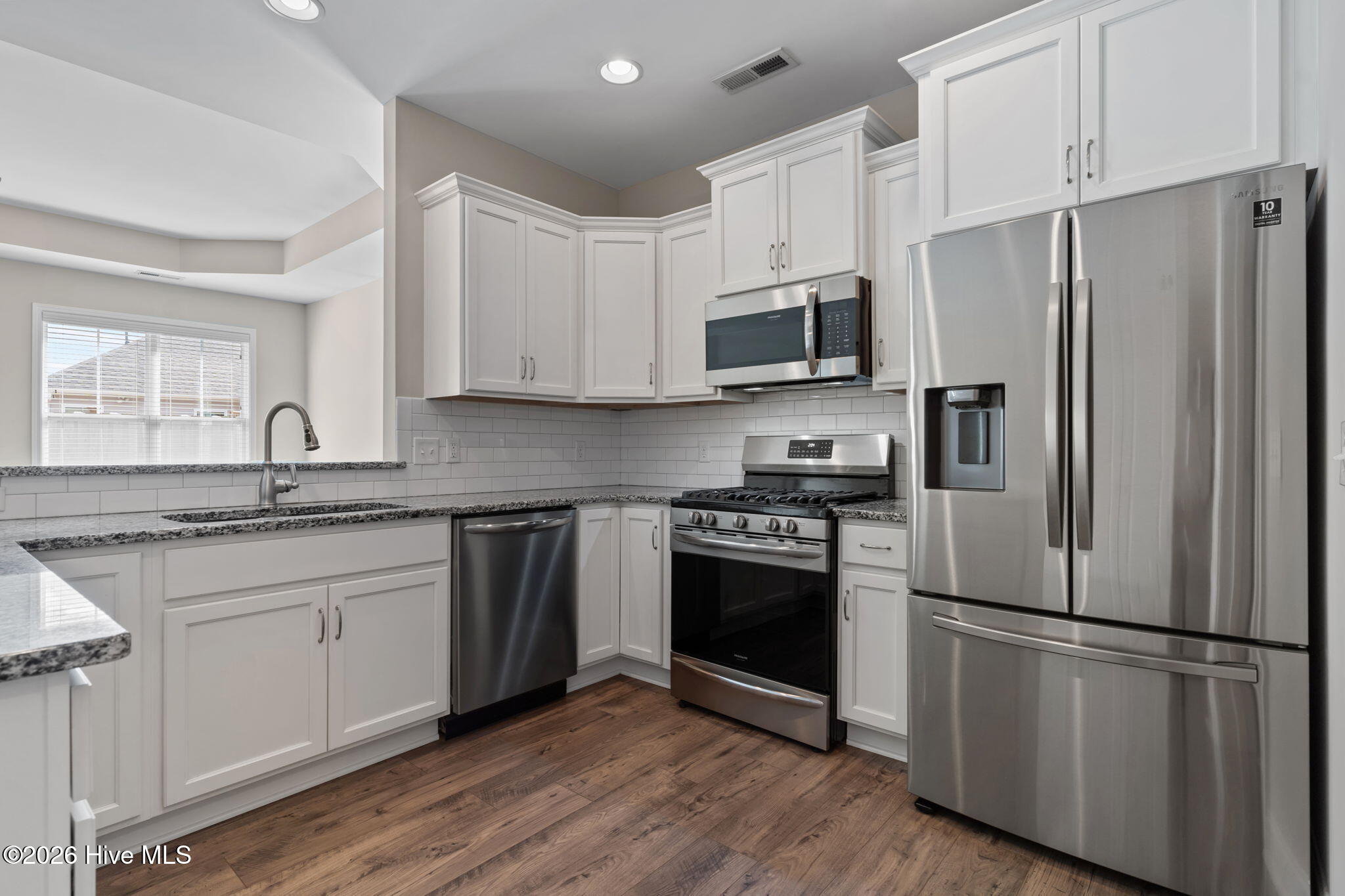 6413 Pinnacle Point Winnabow, NC 28479 - Photo 11 of 31 kitchen 3