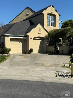 $1,089,000 | 1916 Falcon Ridge Drive, Petaluma, CA 94954