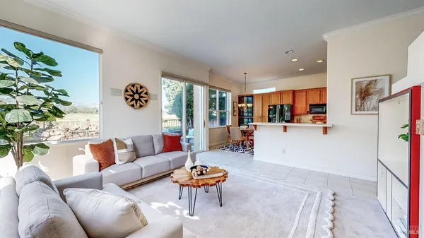 $1,089,000 | 1916 Falcon Ridge Drive, Petaluma, CA 94954