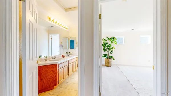 $1,089,000 | 1916 Falcon Ridge Drive, Petaluma, CA 94954