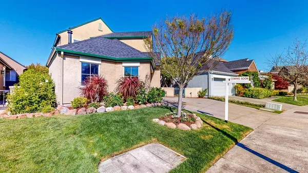 $1,089,000 | 1916 Falcon Ridge Drive, Petaluma, CA 94954