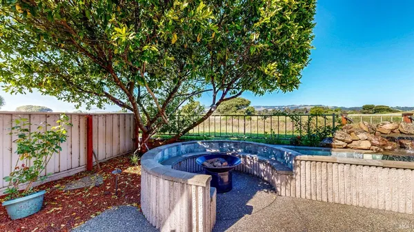 $1,089,000 | 1916 Falcon Ridge Drive, Petaluma, CA 94954