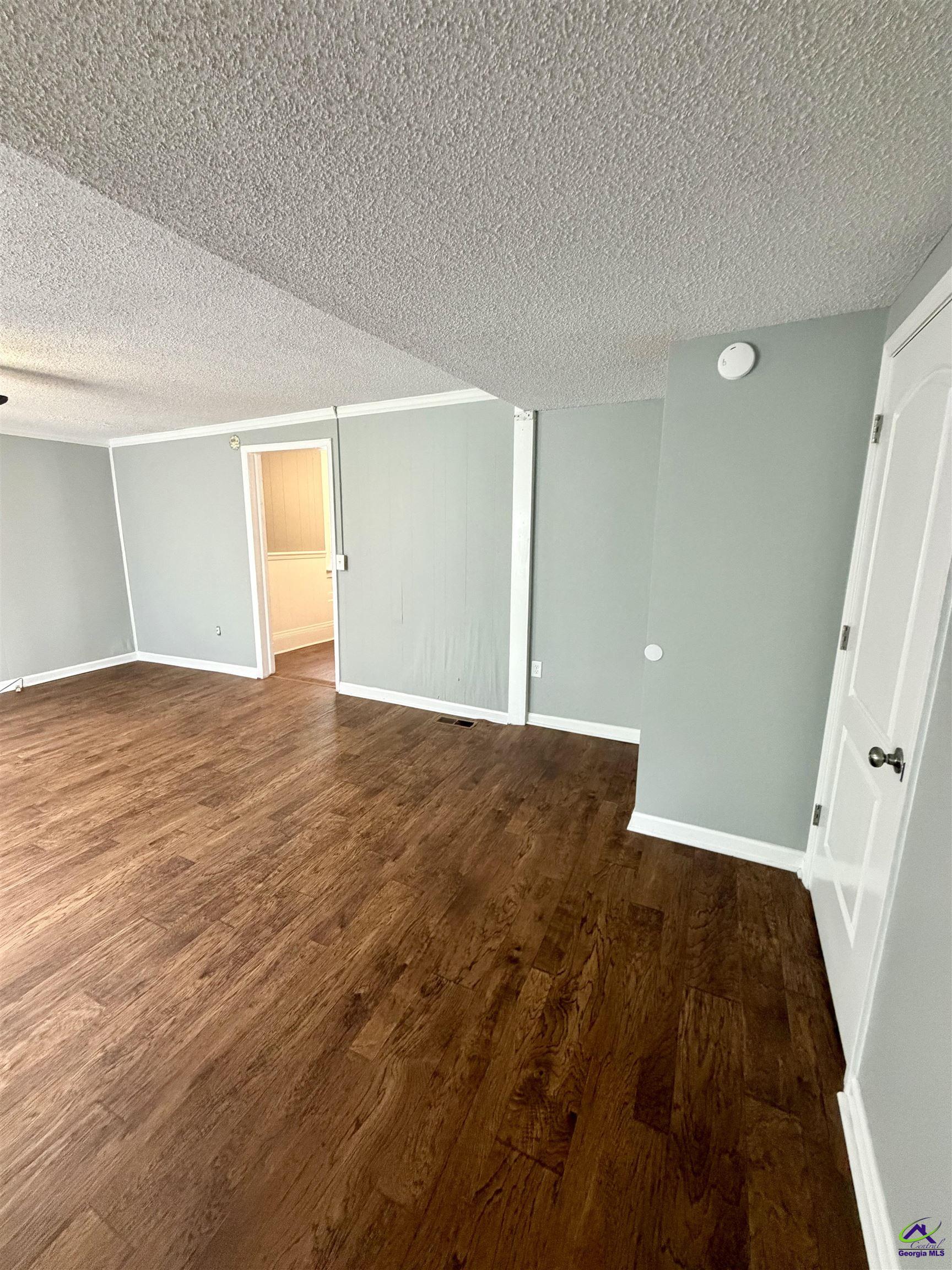 666 Woolfolk Street Macon, GA 31217 - Photo 6 of 60 Gallery Image 6