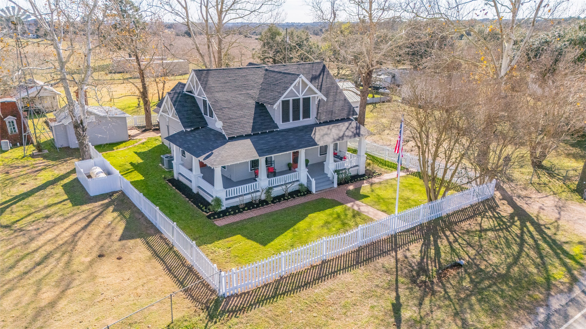 10152 Farm To Market Road 949 Cat Spring, TX 78933 - Photo 47 of 50 a view of a swimming pool with chairs