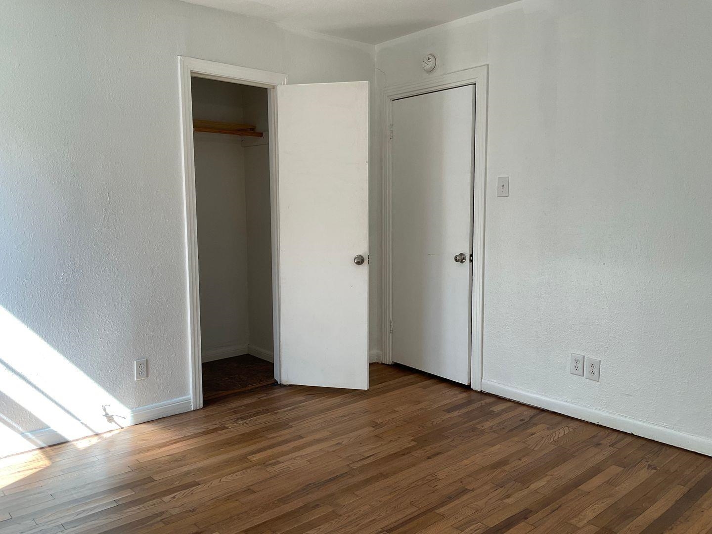 1007 Flag Street Llano, TX 78643 - Photo 6 of 10