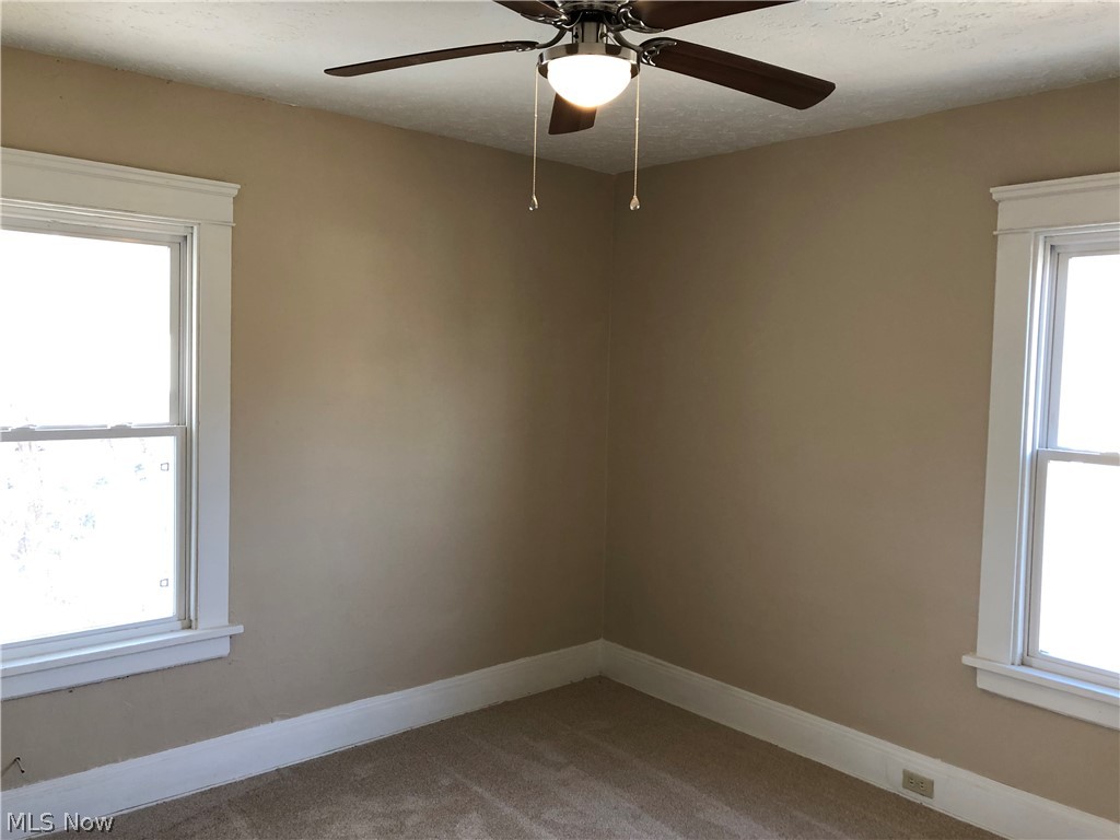 3270 Altamont Road Cleveland, OH 44118 - Photo 15 of 34