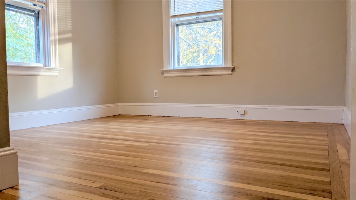 273 Rochambeau Avenue Providence, RI 02906 - Photo 14 of 33 Gallery Image 14