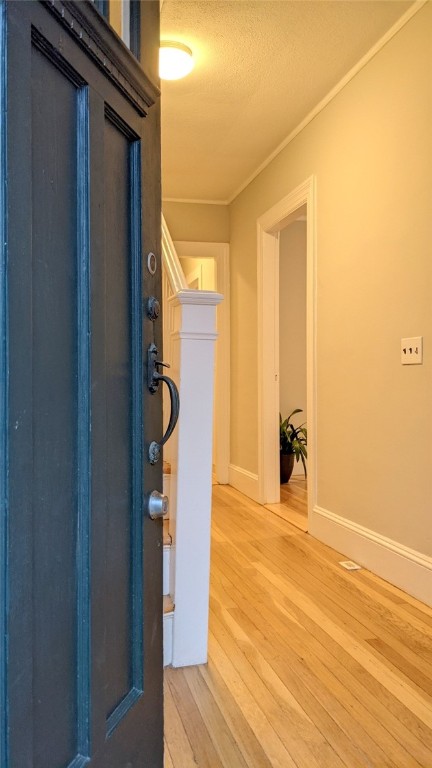 273 Rochambeau Avenue Providence, RI 02906 - Photo 3 of 33 Gallery Image 3