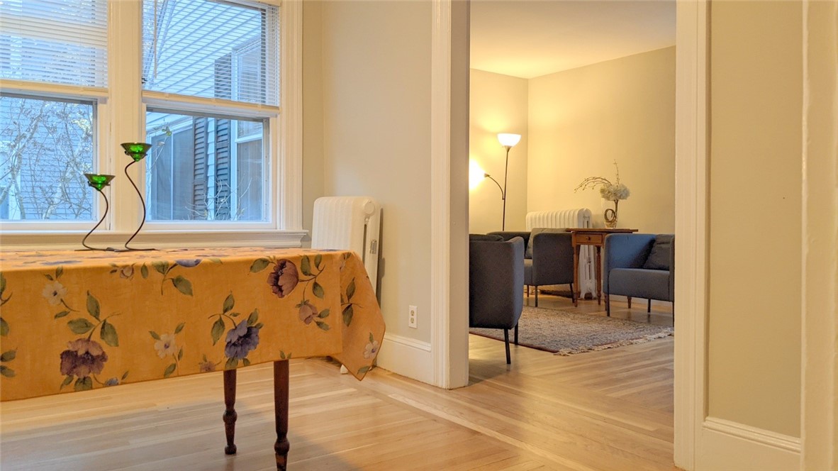 273 Rochambeau Avenue Providence, RI 02906 - Photo 7 of 33 Gallery Image 7