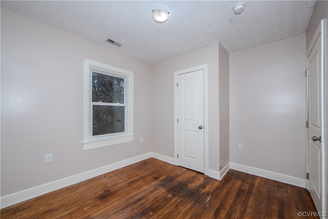 700 Cartersville Road Chester, VA 23831 - Photo 13 of 23 Gallery Image 13