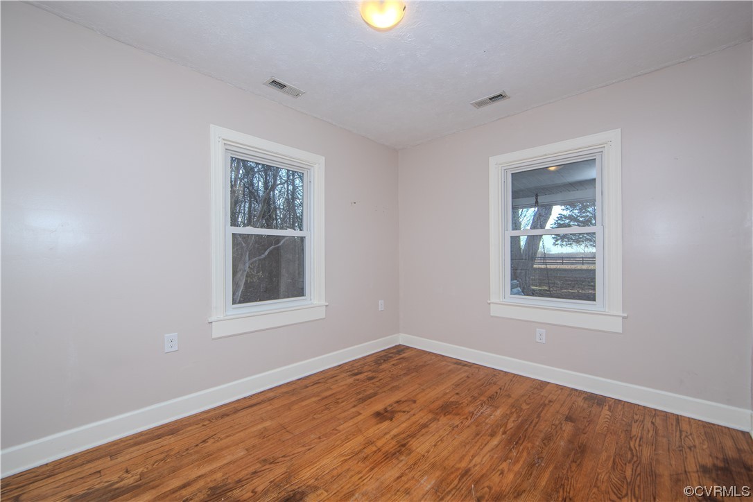700 Cartersville Road Chester, VA 23831 - Photo 17 of 23 Gallery Image 17