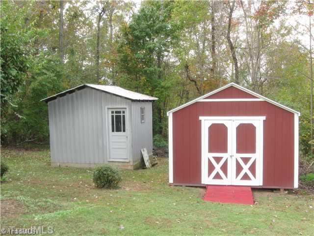 6080 Pine Hall Road Walnut Cove, NC 27052 - Photo 16 of 16 Outbuilding.