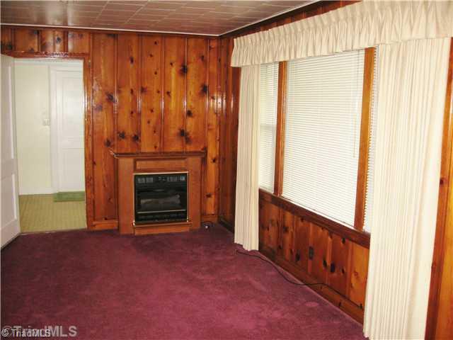 6080 Pine Hall Road Walnut Cove, NC 27052 - Photo 4 of 16 Living Room.