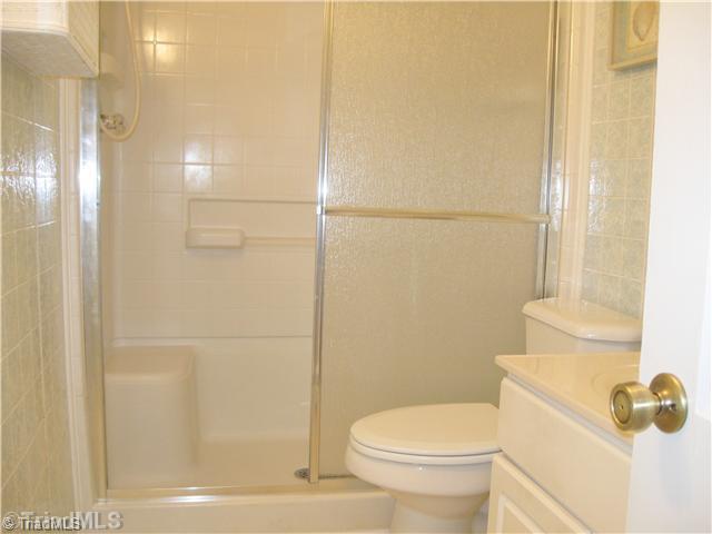 6080 Pine Hall Road Walnut Cove, NC 27052 - Photo 9 of 16 Bath.