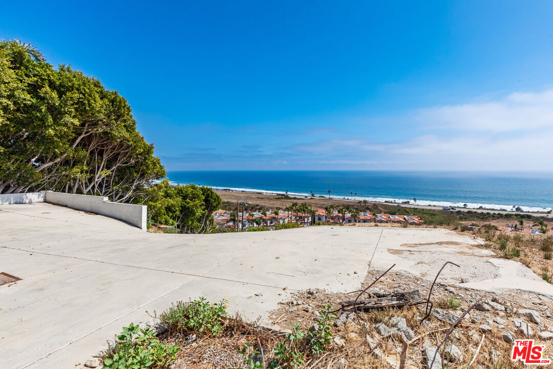 31113 Bailard Road, Unit A Malibu, CA 90265 - Photo 6 of 29