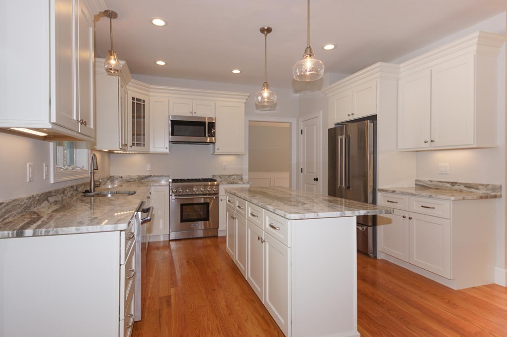 21 Old Colony Road Arlington, MA 02474 - Photo 5 of 29