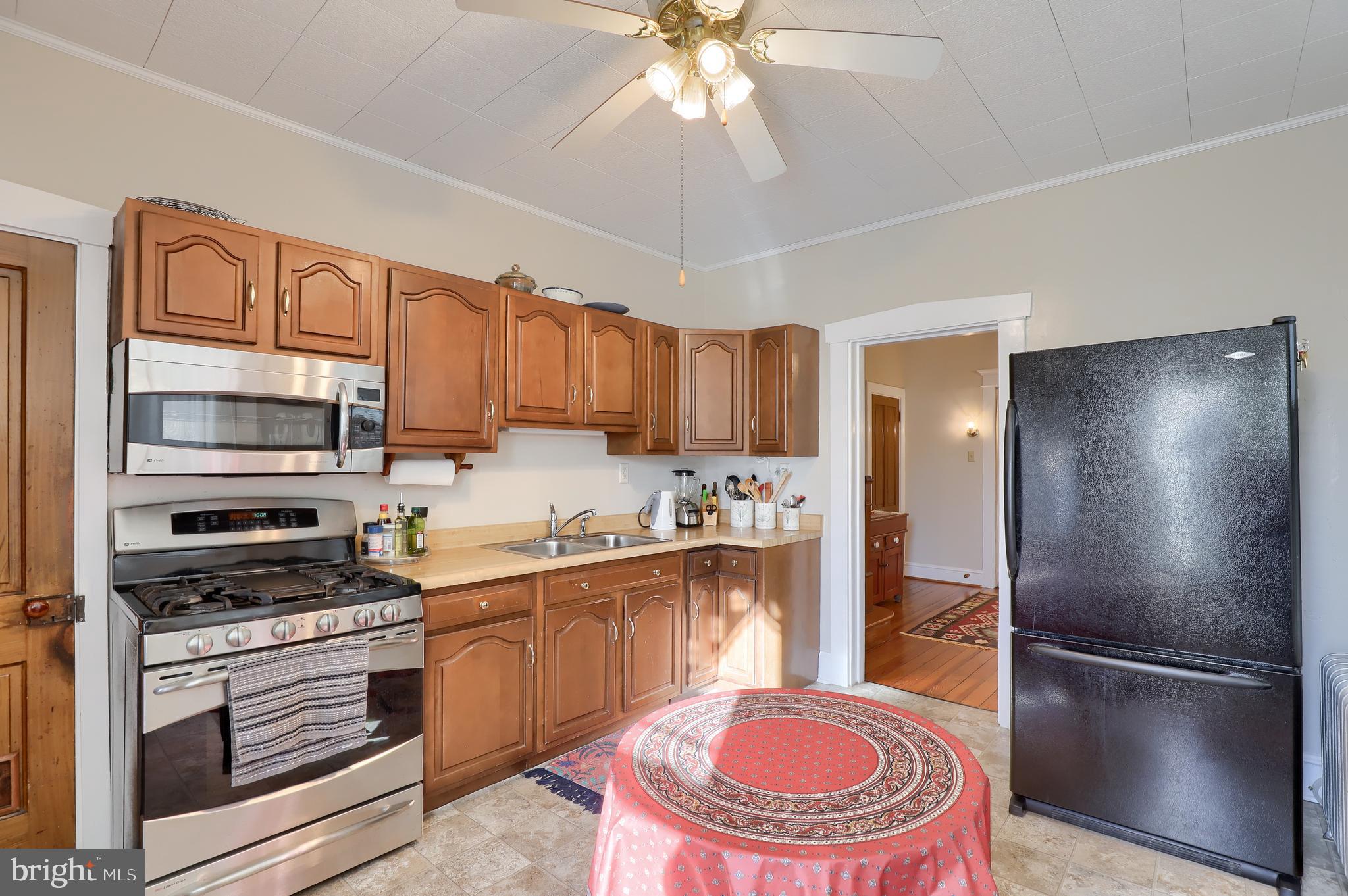 26 West Orange Street Lititz, PA 17543 - Photo 14 of 39 Kitchen