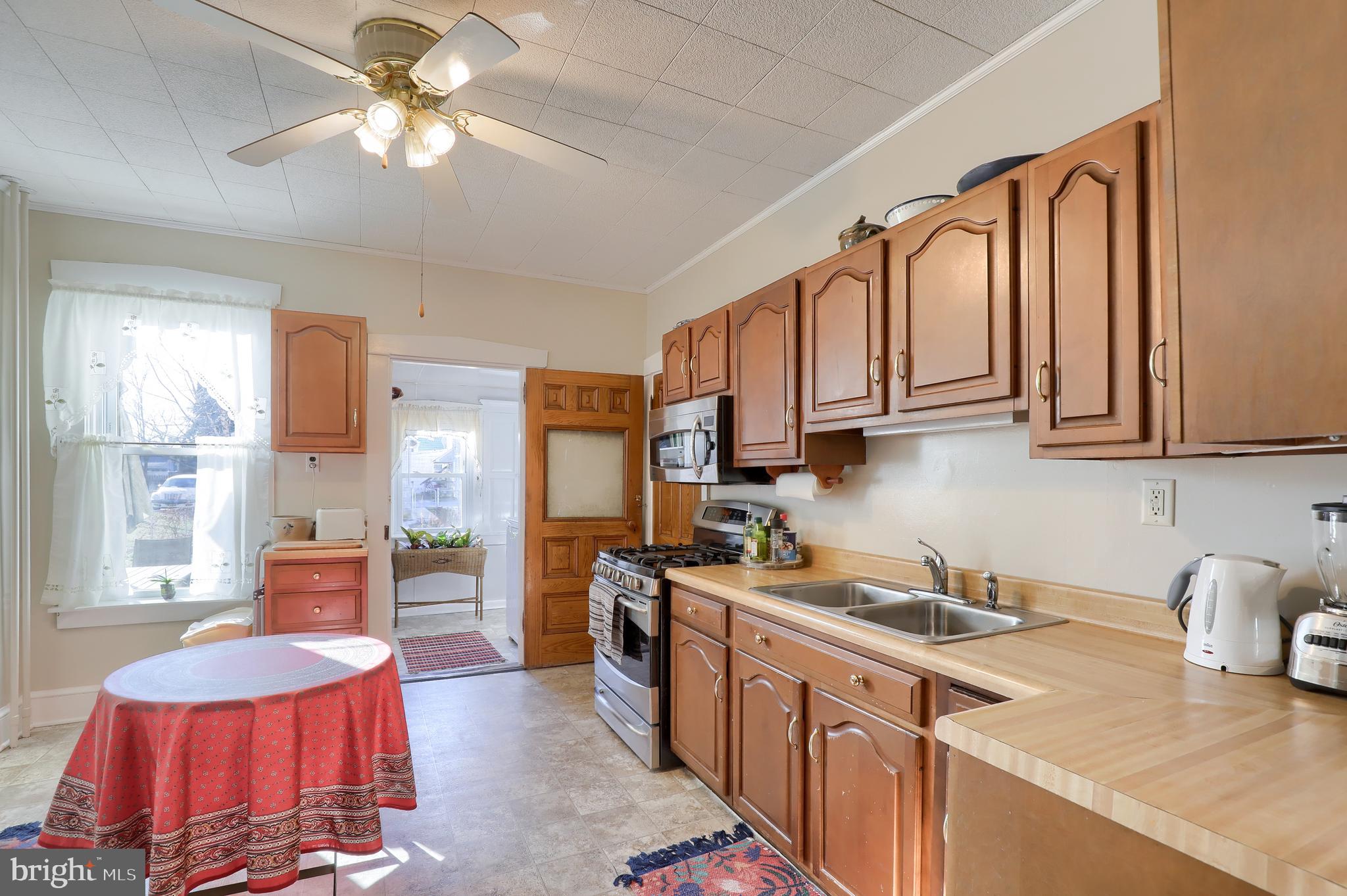 26 West Orange Street Lititz, PA 17543 - Photo 15 of 39 Kitchen