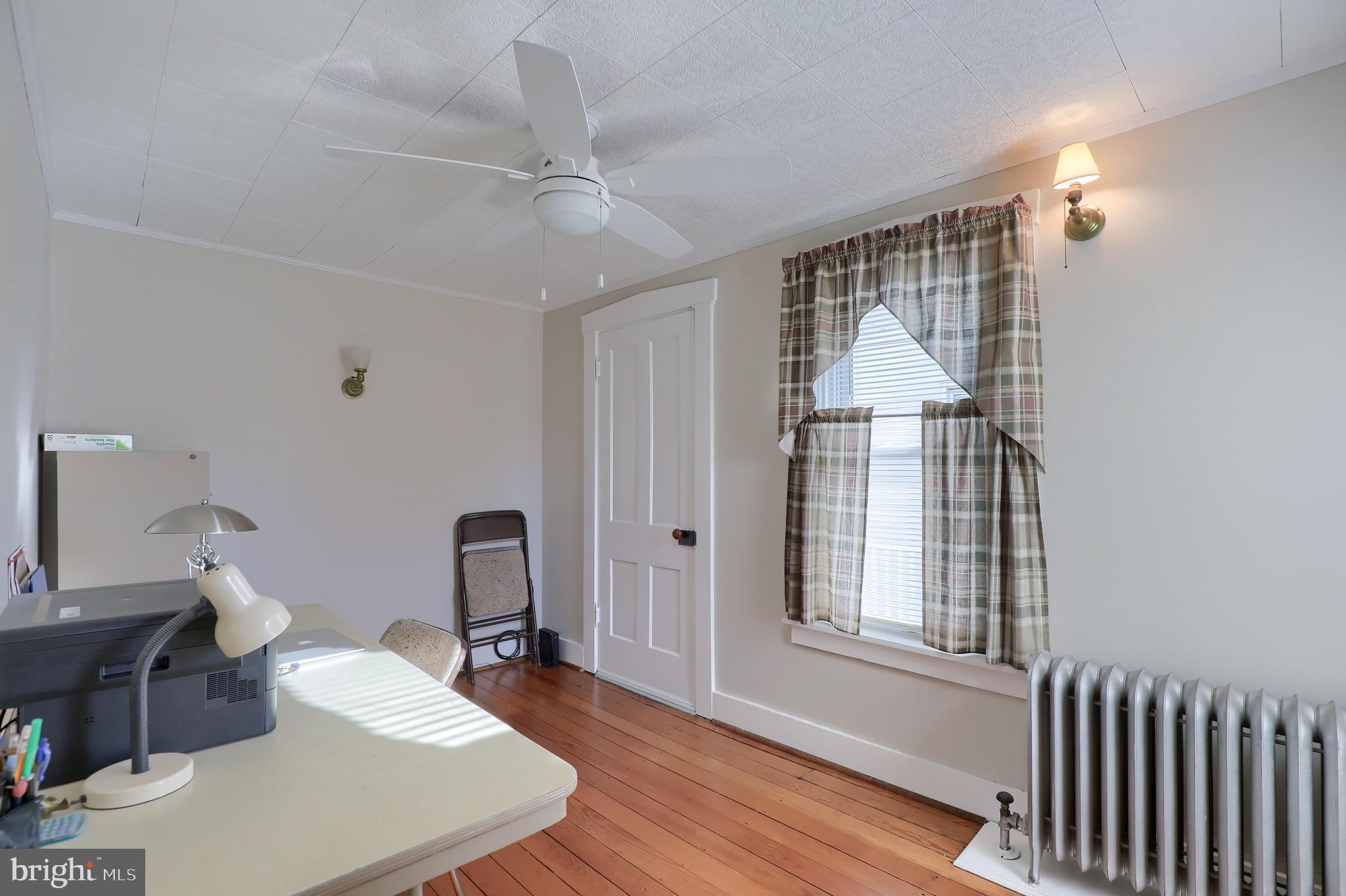 26 West Orange Street Lititz, PA 17543 - Photo 23 of 39 Bedroom 3