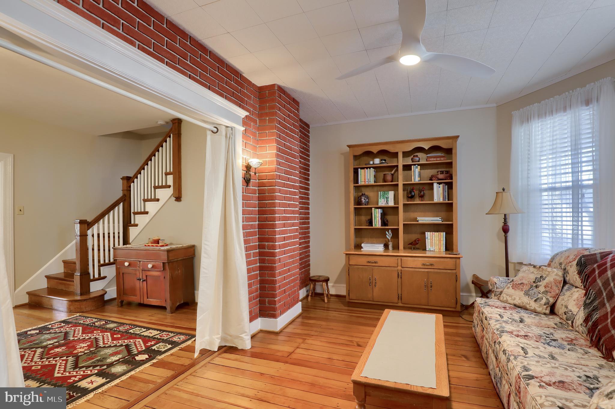 26 West Orange Street Lititz, PA 17543 - Photo 8 of 39 Living Room