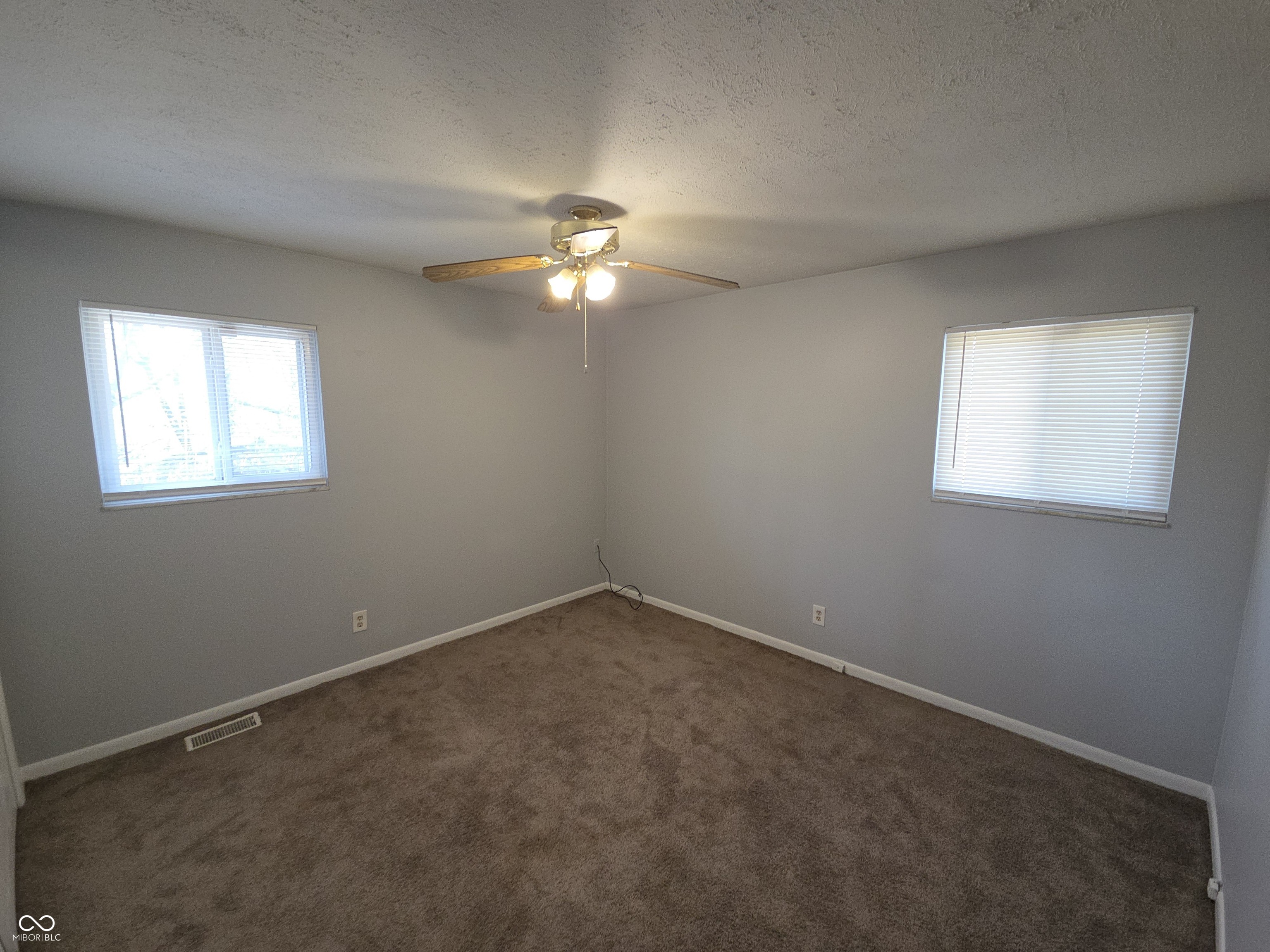 1256 North Ridgeview Drive Indianapolis, IN 46219 - Photo 11 of 14