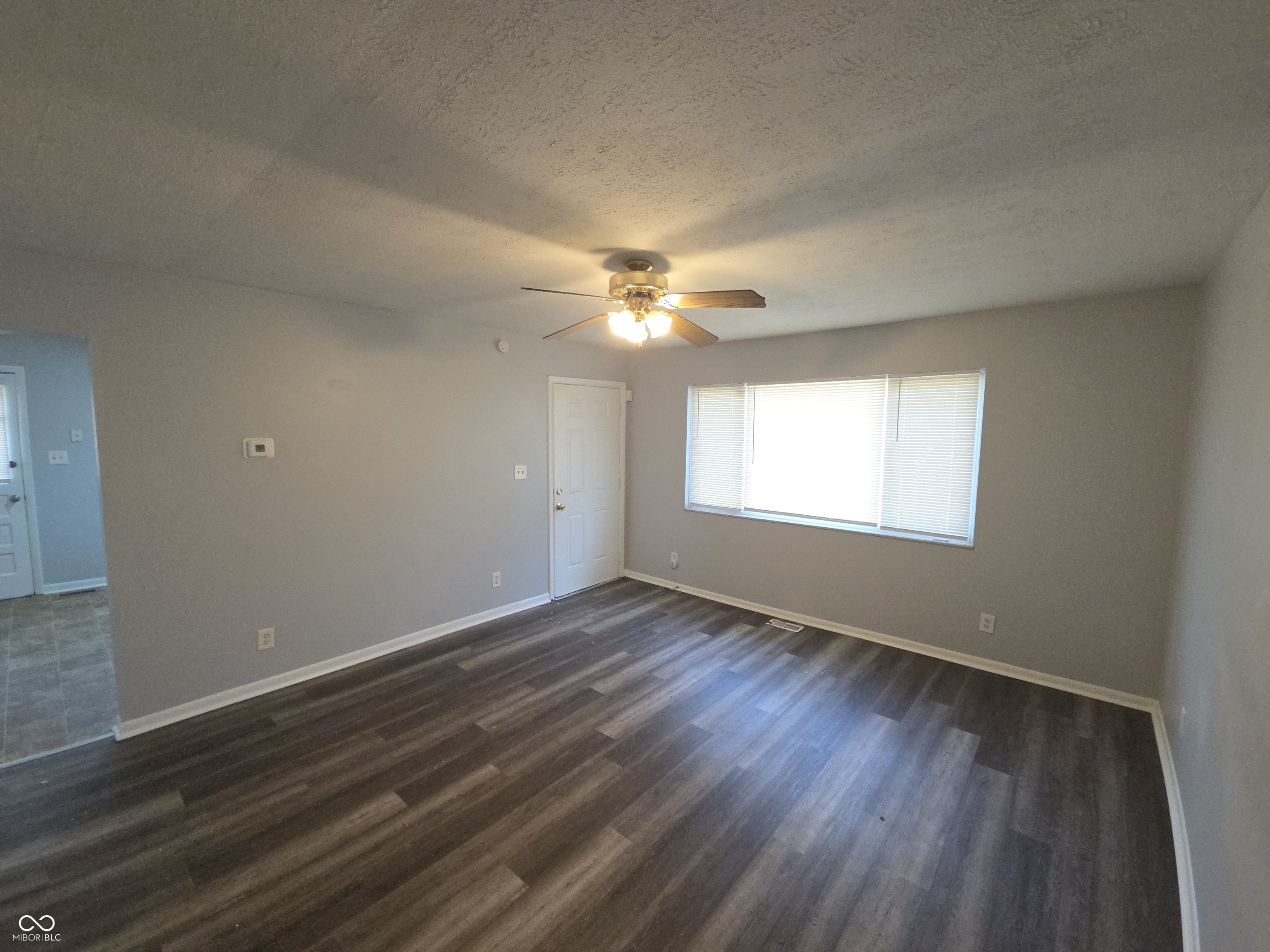 1256 North Ridgeview Drive Indianapolis, IN 46219 - Photo 4 of 14