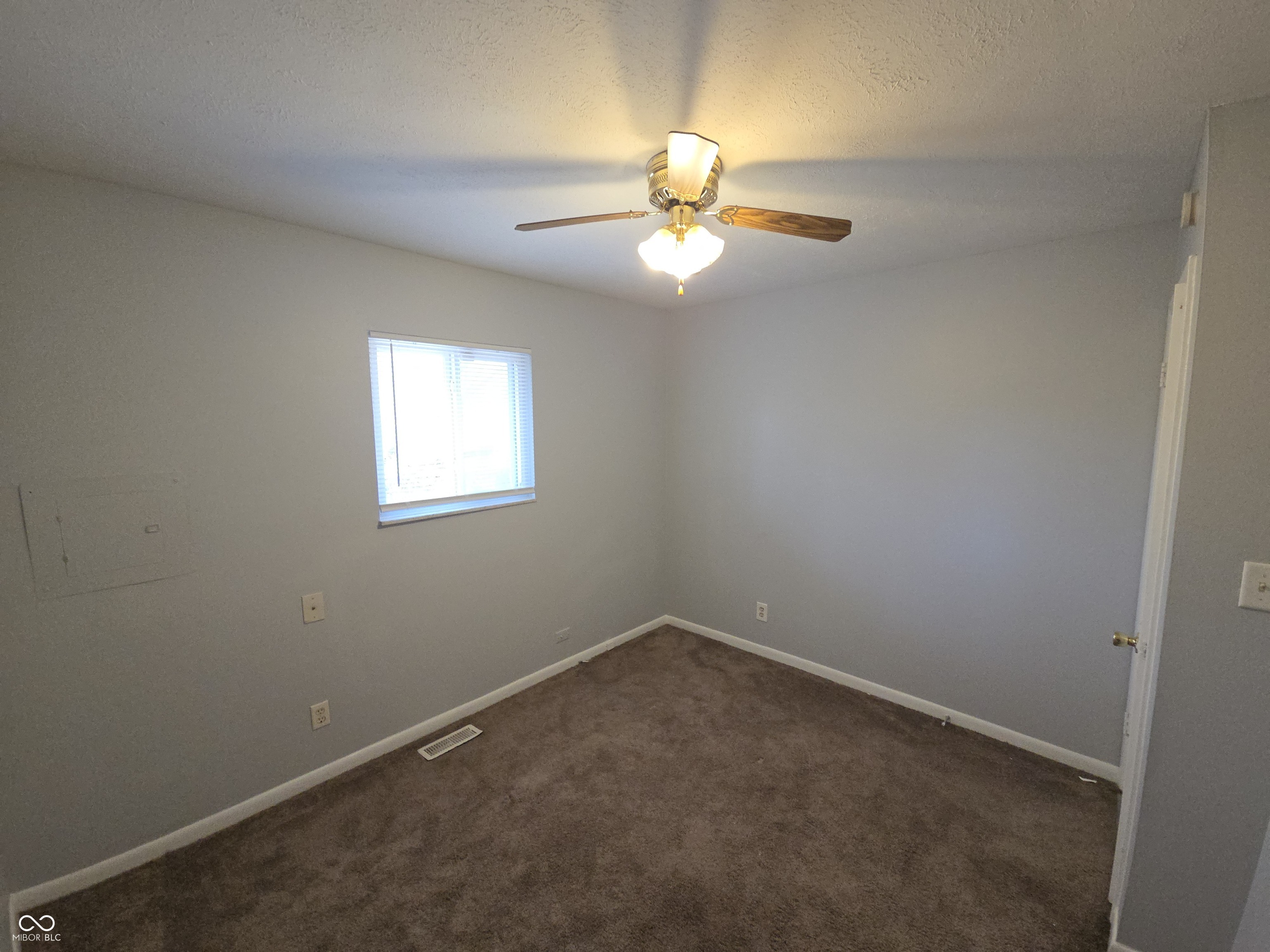 1256 North Ridgeview Drive Indianapolis, IN 46219 - Photo 9 of 14