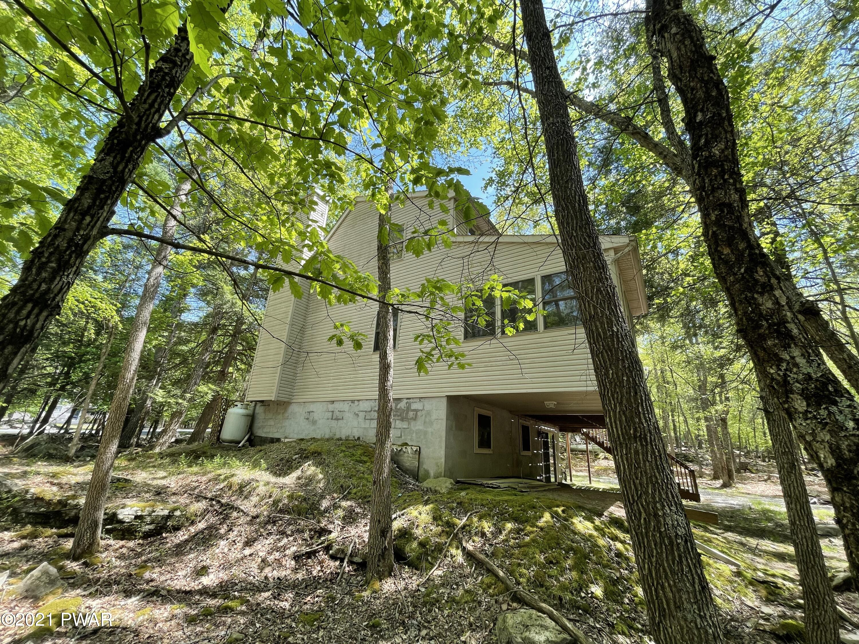 192 Pebble Rock Road Lackawaxen, PA 18435 - Photo 32 of 37