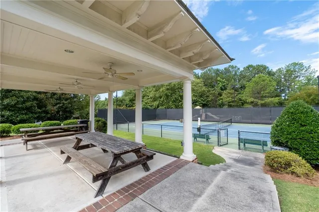 a view of a tennis court