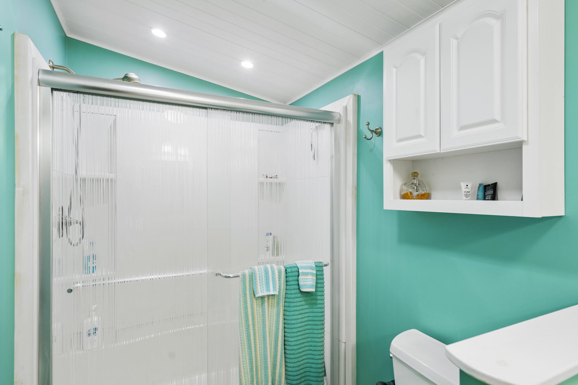 77 West Vfw Road Cheboygan, MI 49721 - Photo 30 of 42 bathroom (1)