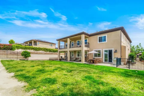 $1,599,888 | 1077 Village Drive, Oceanside, CA 92057