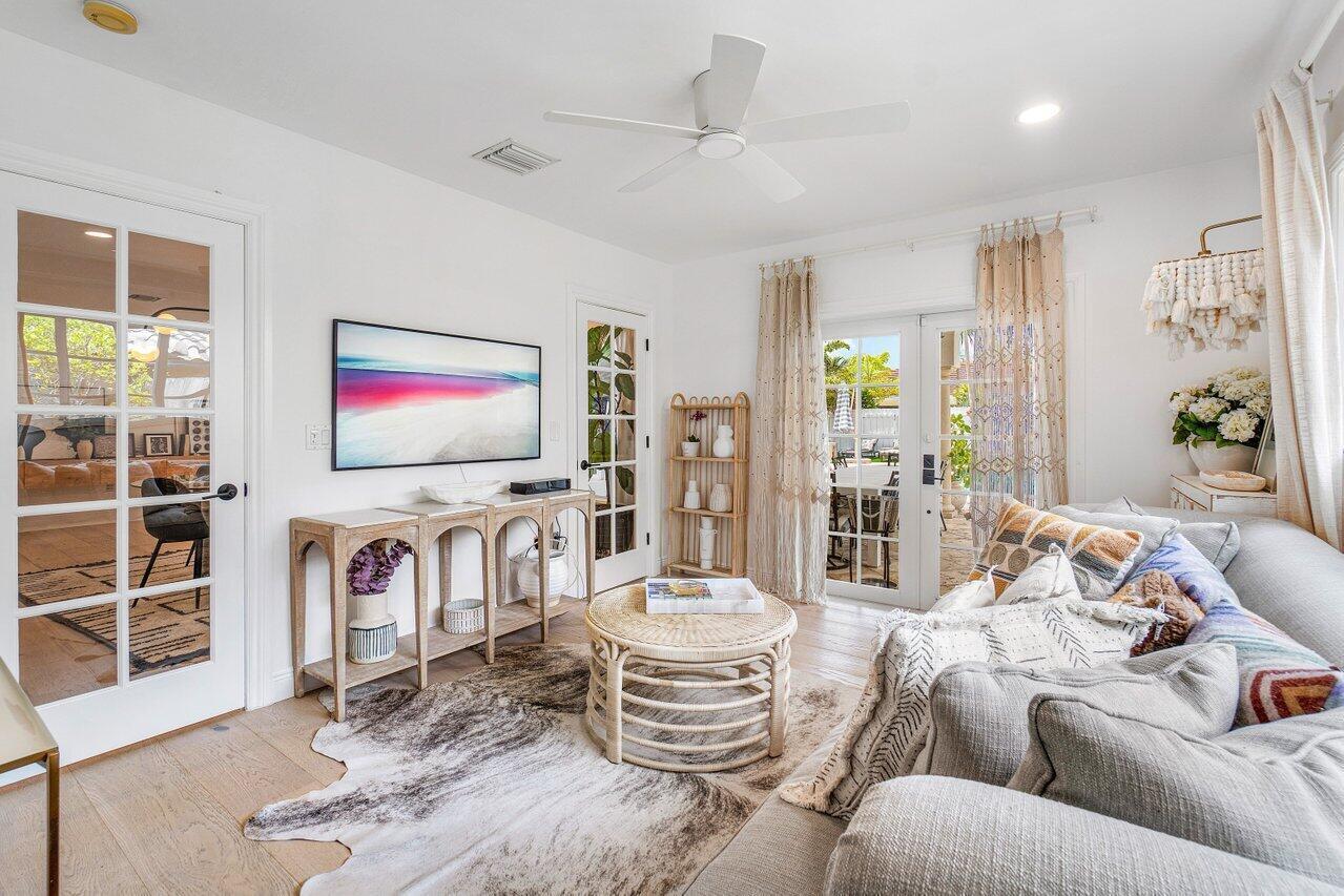 783 Toledo Drive Boca Raton, FL 33432 - Photo 8 of 57 009-783ToledoDrive-BocaRaton-FL-33432-SM