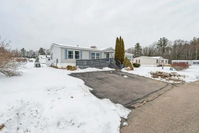 $285,000 | 6 Revolution Drive, Dover, NH 03820