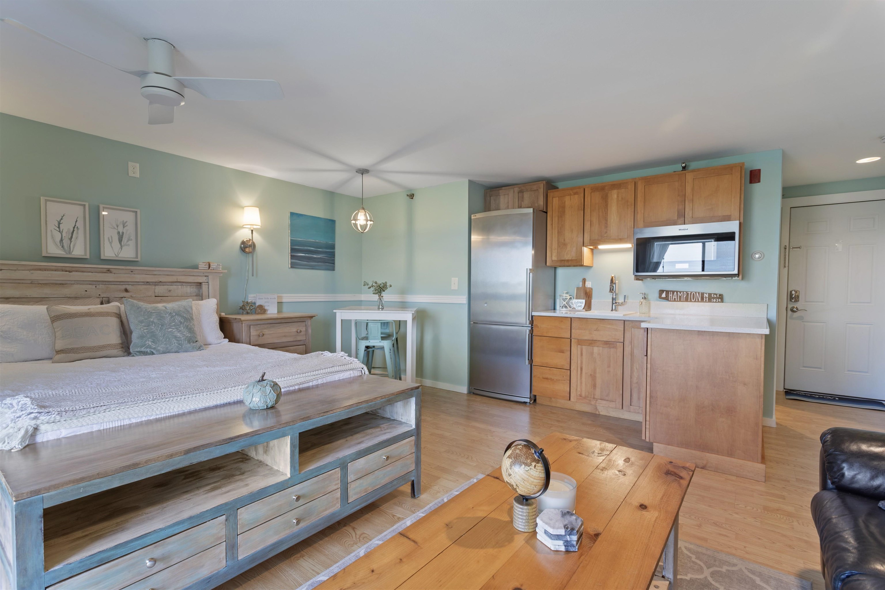 415 Ocean Boulevard, Unit 2E Hampton, NH 03842 - Photo 4 of 20