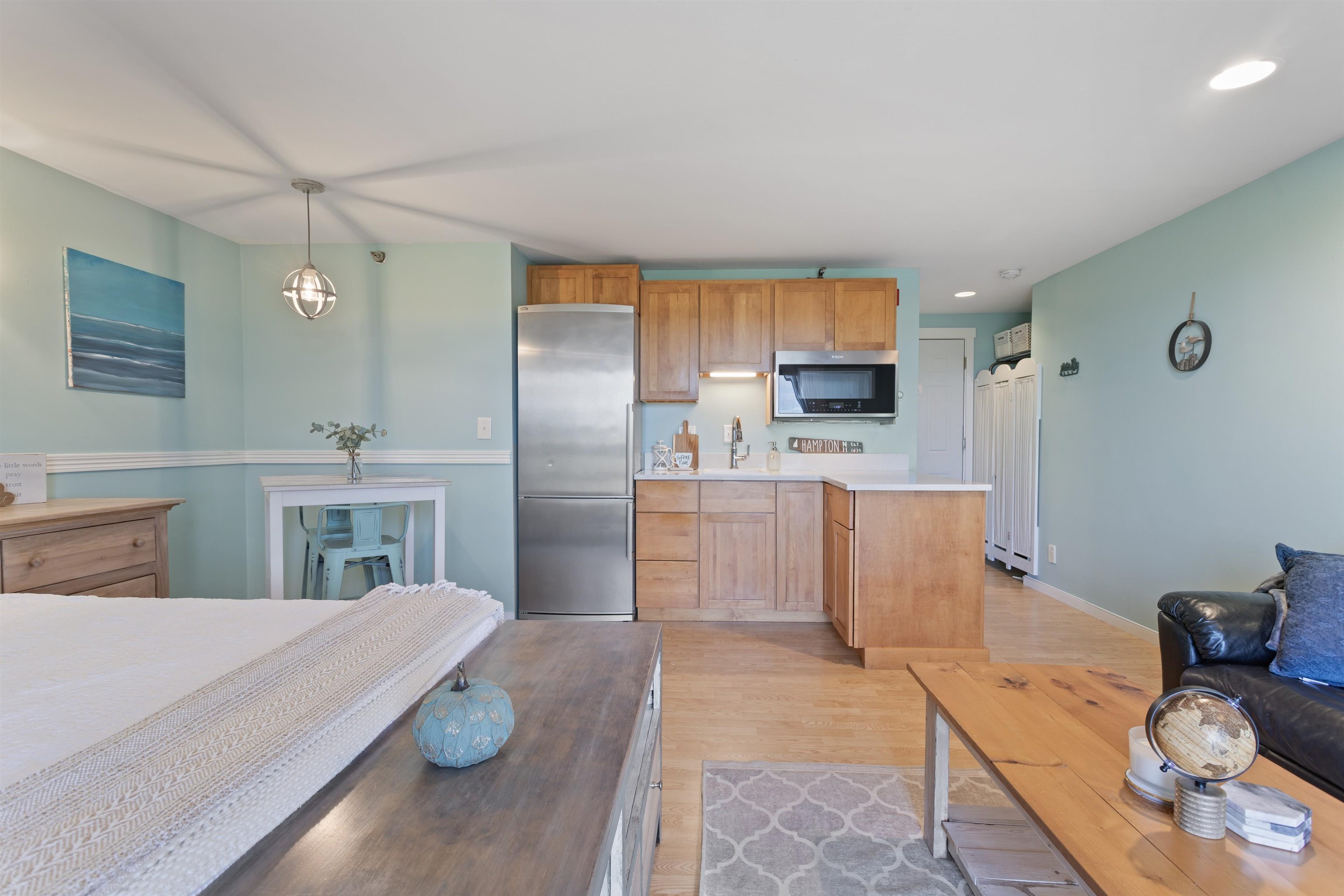 415 Ocean Boulevard, Unit 2E Hampton, NH 03842 - Photo 5 of 20