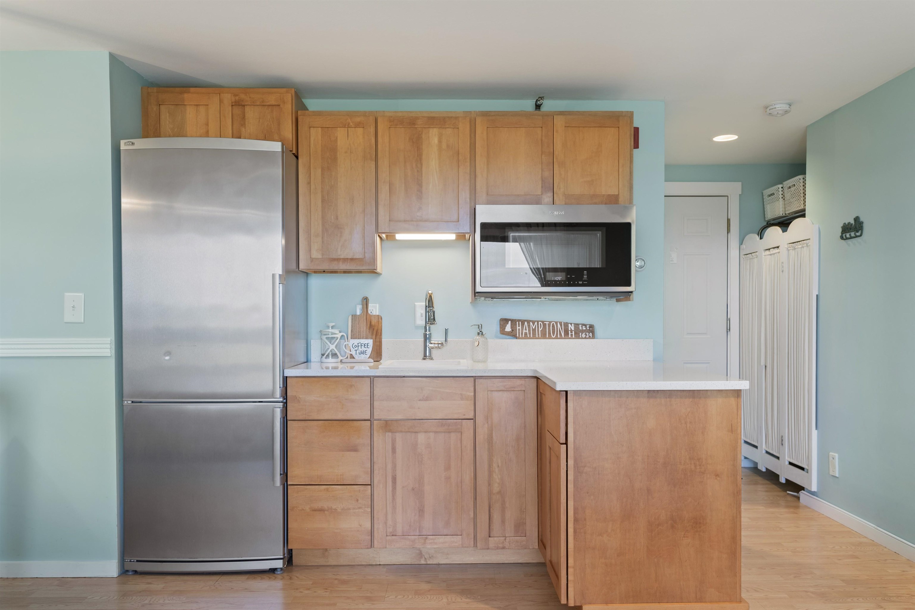 415 Ocean Boulevard, Unit 2E Hampton, NH 03842 - Photo 6 of 20