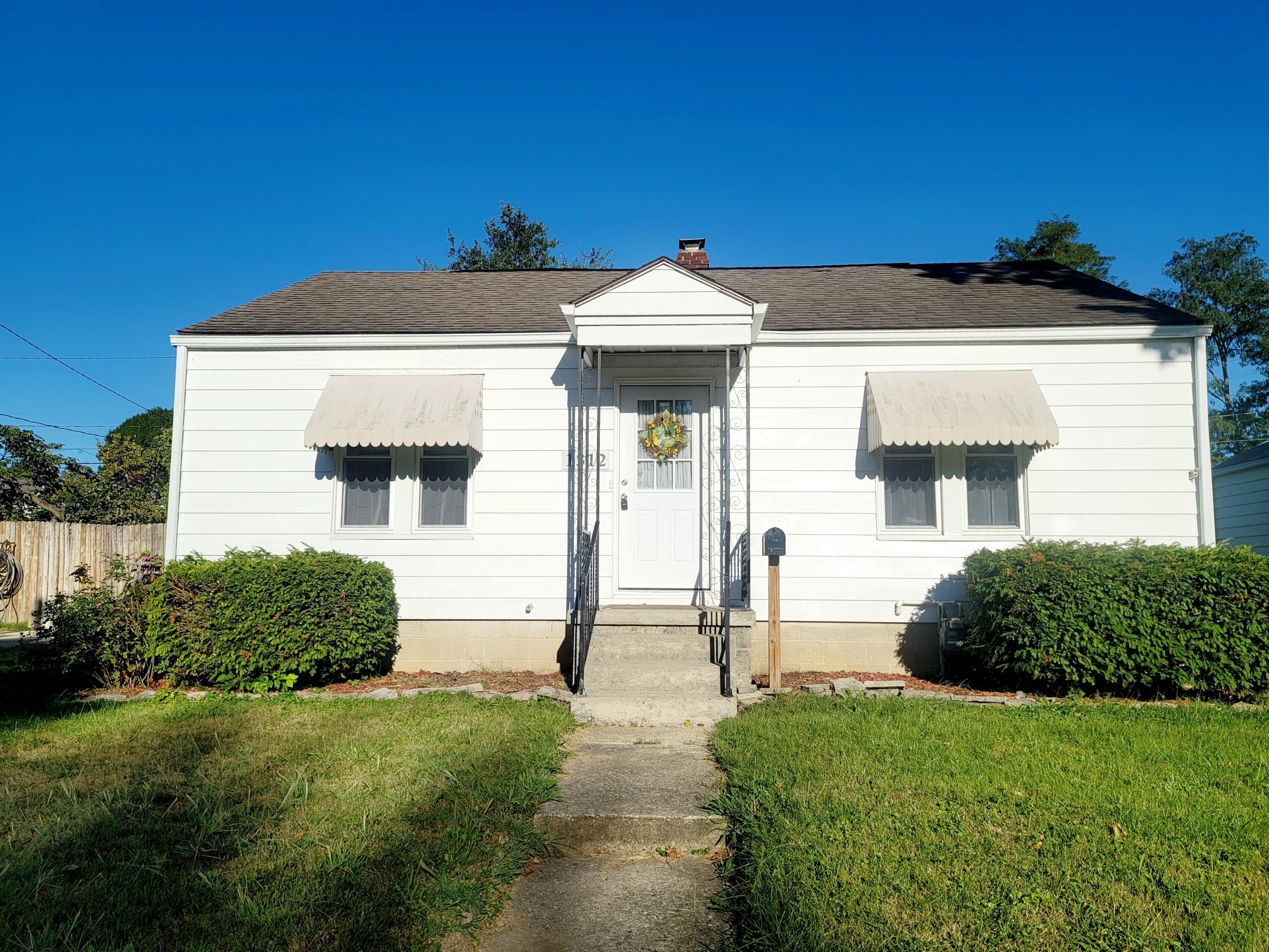 1312 Amherst Road Springfield, OH 45504 - Photo 3 of 41 Gallery Image 3