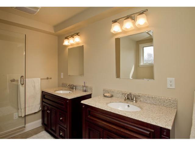 2355 Bryden Road Bexley, OH 43209 - Photo 14 of 25 Gallery Image 14