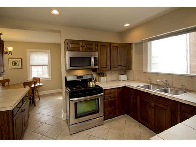 2355 Bryden Road Bexley, OH 43209 - Photo 8 of 25 Gallery Image 8