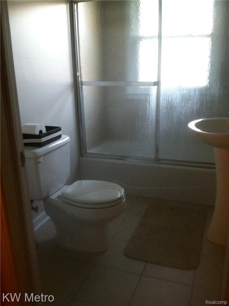 47470 Greenview Road Utica, MI 48317 - Photo 8 of 17 IMG_6348 (1).JPG